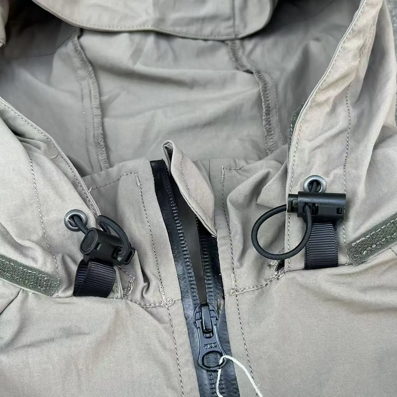 Chaqueta táctica gris suave para exteriores, chaqueta a prueba de viento con capucha versión de primera generación PCU L5 - imagen 5