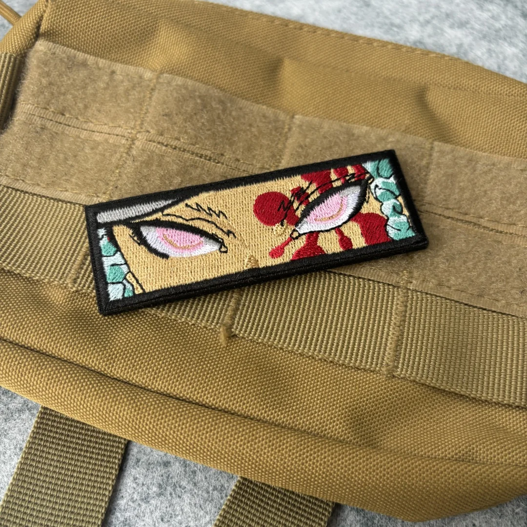 Parches tácticos bordados con ojos de Anime, parche de gancho y bucle, brazalete del ejército, insignia de moral militar, mochila, pegatinas para ropa - imagen 4
