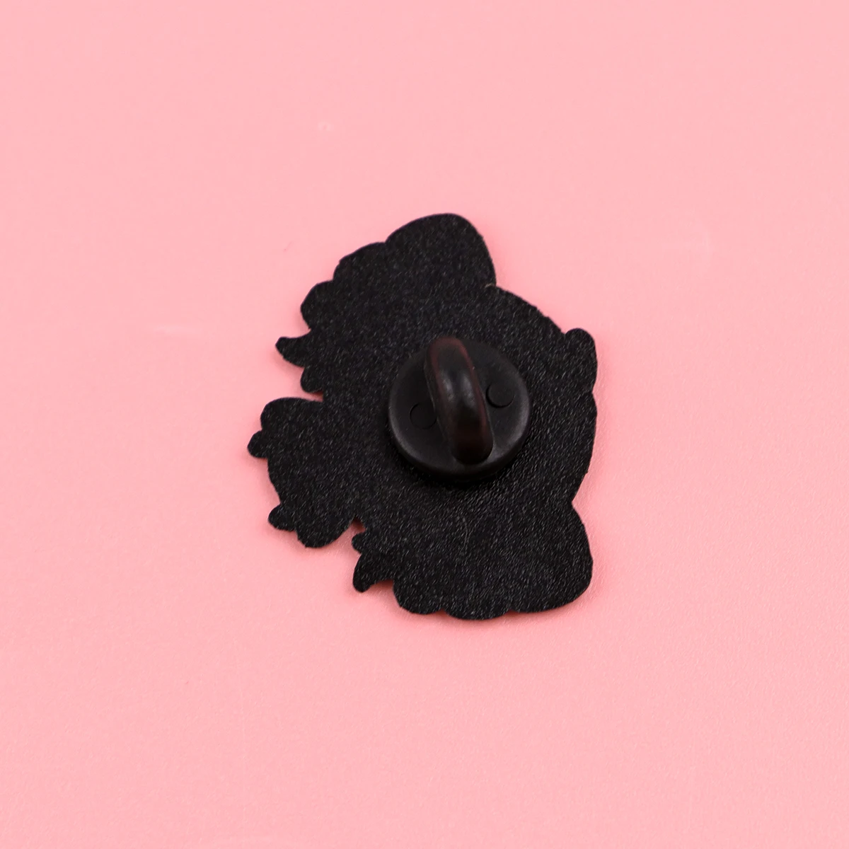 Broches anime esmaltados chica pelo rosa kawaii – cosplay y bolso - imagen 2