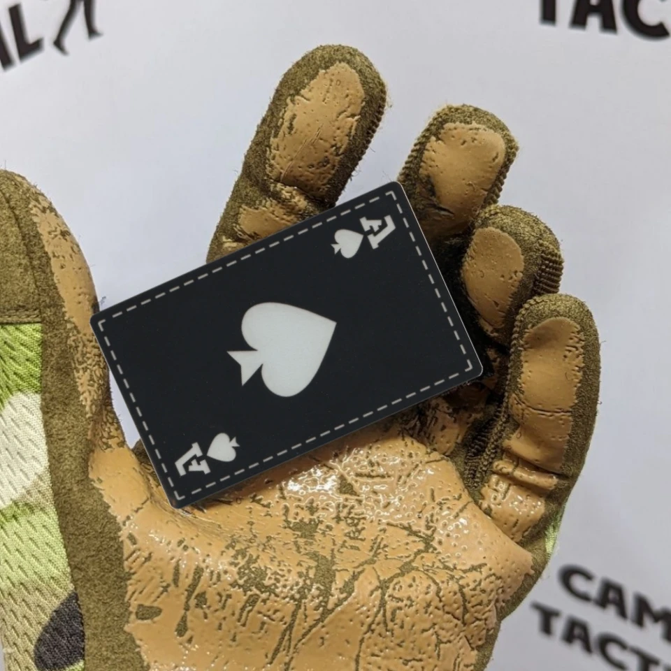 Parche de luz nocturna Spade Ace, insignia de moral táctica Airsoft, parches de gancho y bucle de PVC para ropa, pegatina para mochila militar - imagen 5