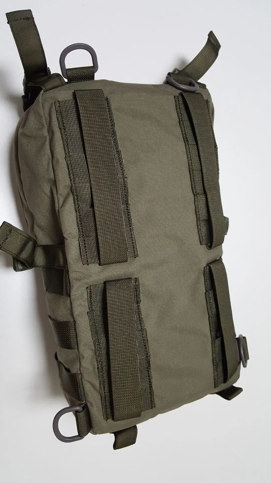 Mochila de hidratación MOLLE para chaleco táctico - imagen 4