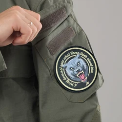 Parche táctico velcro lobo para ropa y mochilas MOLLE