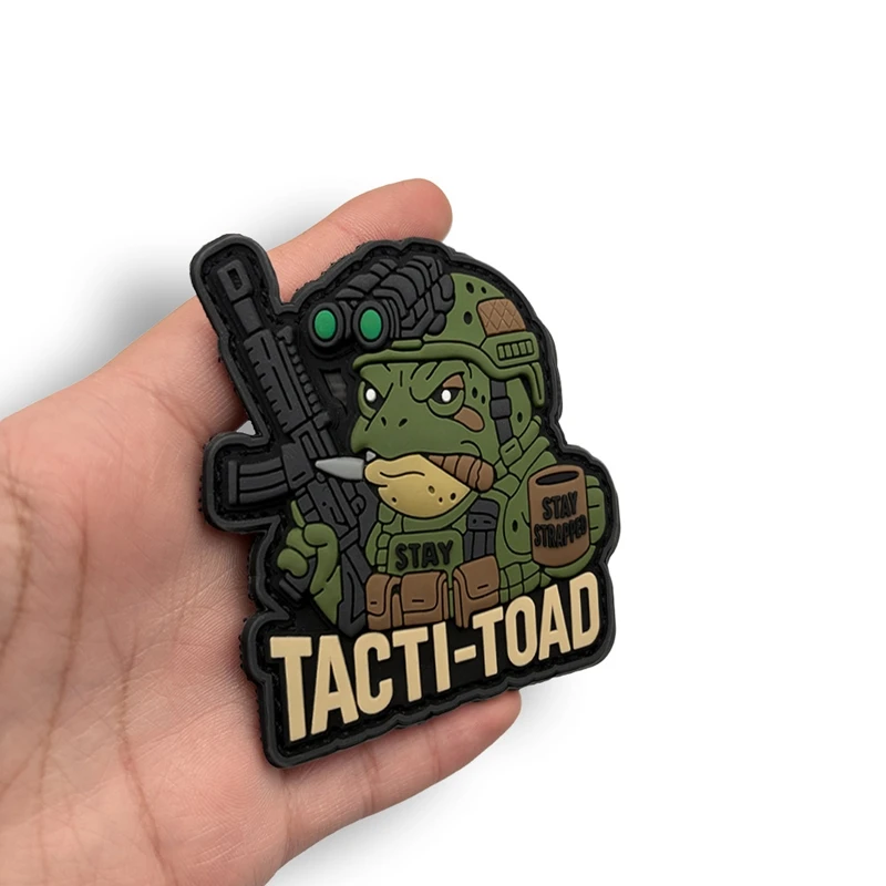 Parche luminoso de gancho y bucle de PVC de sapo, insignia moral al aire libre, insignias tácticas, parches de accesorios de ropa - imagen 2