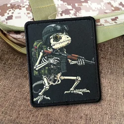 Parche táctico calavera de rana con velcro para equipamiento militar