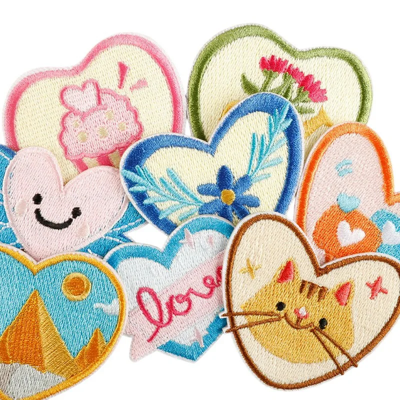 Parches adhesivos de tela con forma de corazón y flor de gato, apliques bordados para ropa, suministros de costura, insignias decorativas - imagen 4
