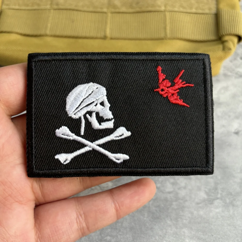 Parche táctico bordado de capitán Jack Sparrow, emblema de gancho y bucle, insignia de moral militar, brazalete, ropa de Chevron, pegatinas para mochila