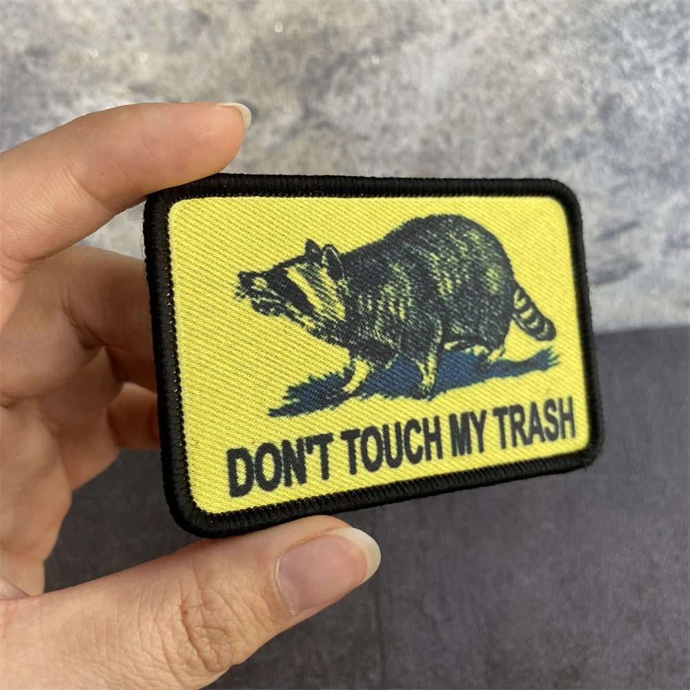 Don't Touch My Trash Meme parche mapache Possum moral insignia bandera de Gadsden gancho y bucle táctico mochila sombrero pegatinas - imagen 3