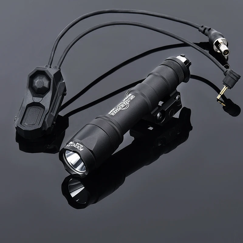 WADSN-linterna M600 M600C AXON, interruptor Dual, enchufe 2,5/SF, caza táctica SF Surefir, luz exploradora, equipo Airsoft apto para riel de 20mm