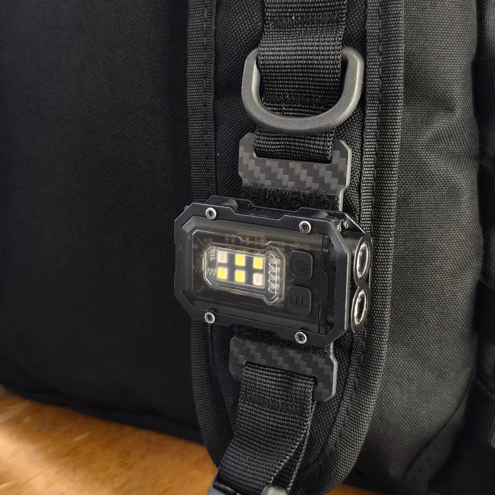 Linterna táctica EDC o placa de bucle, Mini luz portátil para acampar al aire libre, senderismo, luz intermitente para correa de mochila de 25mm - imagen 3