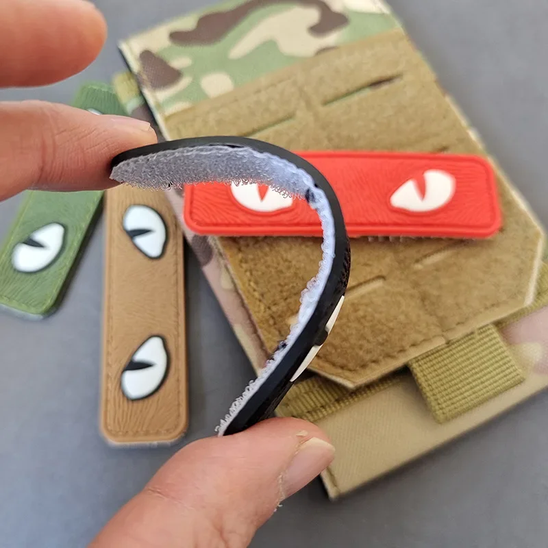 Parche de gancho y lazo de goma de PVC, Ojo de gato, insignia de moral, pegatina de ojo de Diablo, accesorios para bolsos al aire libre, brazalete, parches militares - imagen 3