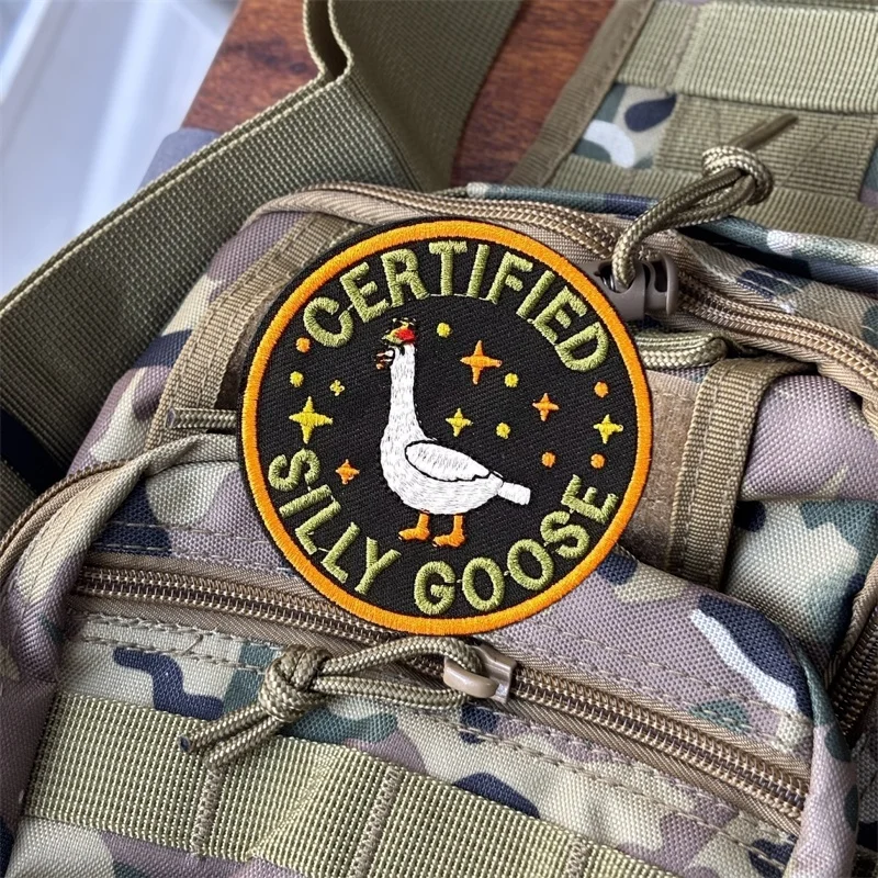 Parche bordado "SILLY GOOSE CERTIFIED" para ropa, parches tácticos con gancho y bucle, pegatinas para mochila