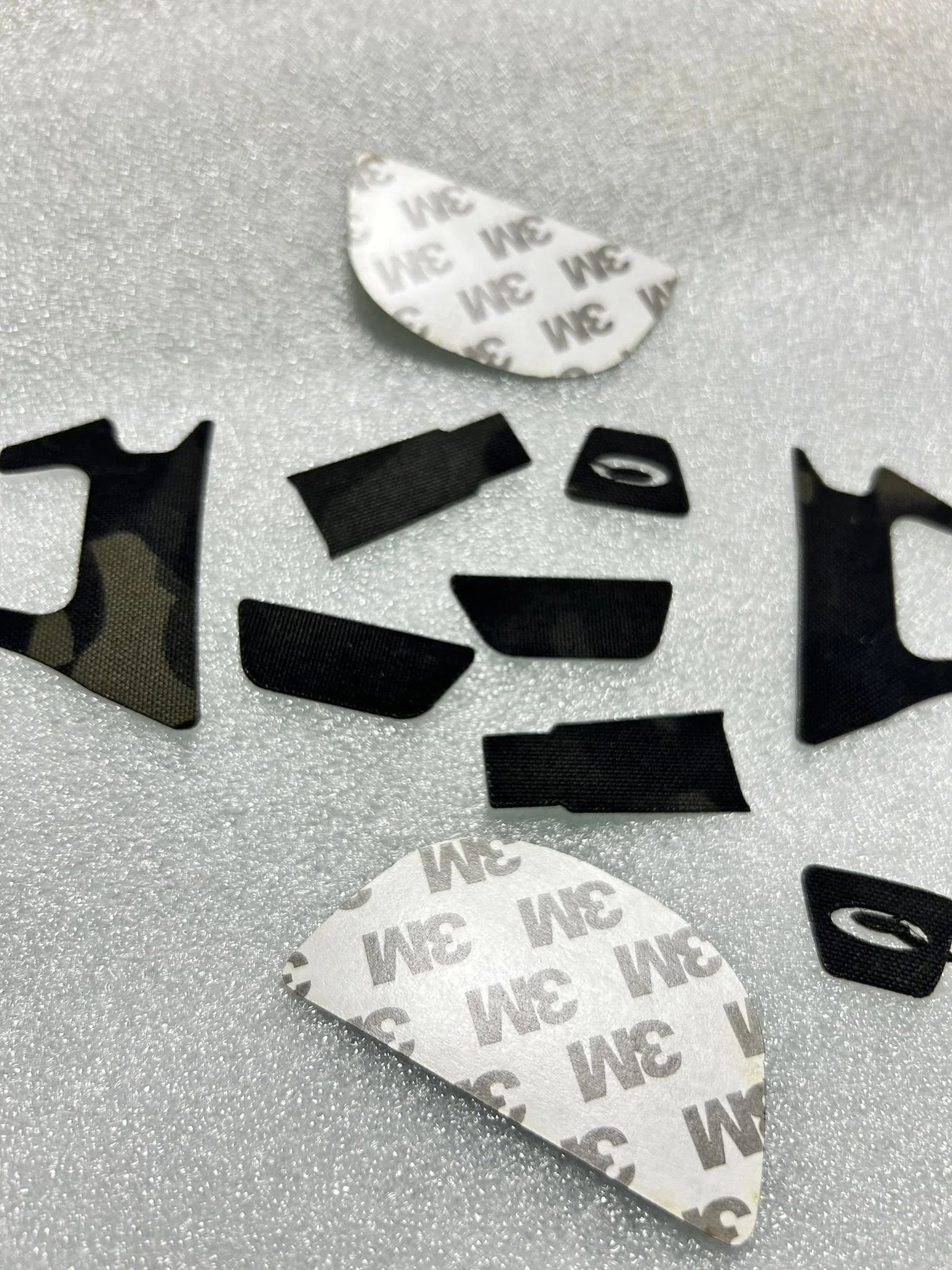 Calcomanía de piel de camuflaje multiterro para auriculares con cancelación de ruido AMP, diseño de rango de disparo - imagen 3