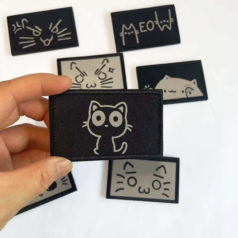 Gato lindo de dibujos animados, insignia de expresión de gatito divertido, apliques de moral, parches reflectantes, emblema de Meow para mochila, ropa, brazalete - imagen 4