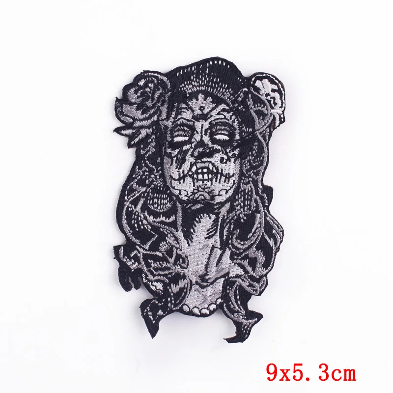 Parche Punk/bruja Snack Girl bordado parche hierro en parches para ropa calavera coser pegatina bordada ropa chaqueta apliques - imagen 4