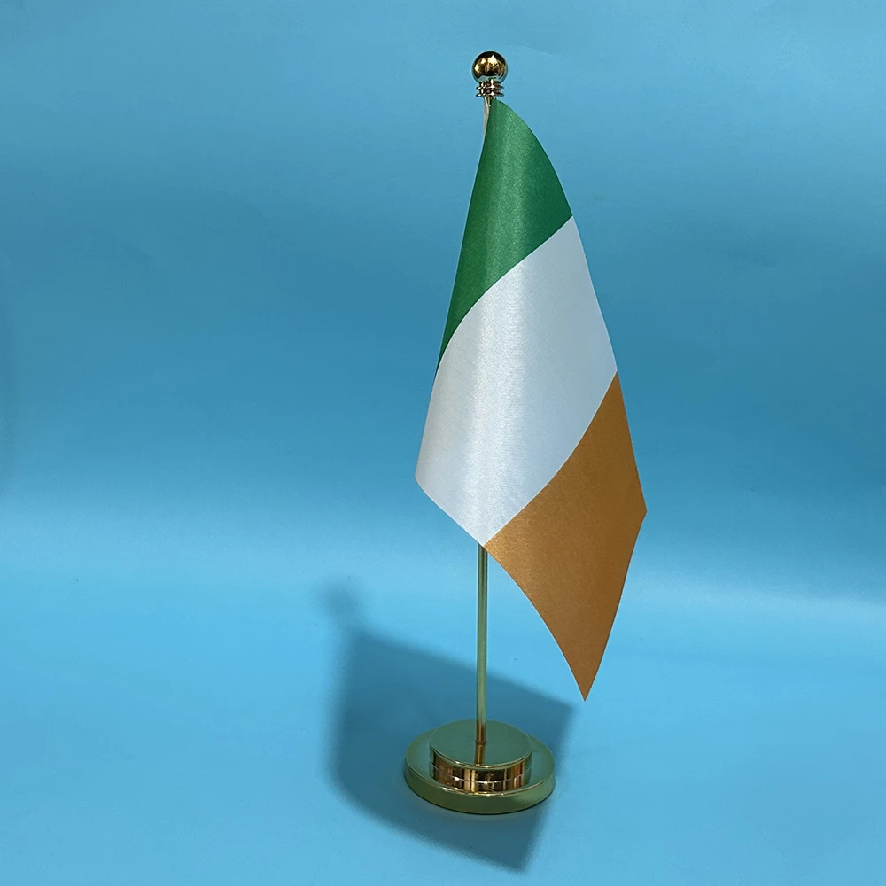 BANDERA DE SKY Bandera de escritorio de oficina Bandera de Irlanda 14x21 cm poliéster IRE IR Irlanda irlandesa Bandera nacional Adornos de escritorio Banderas - imagen 3