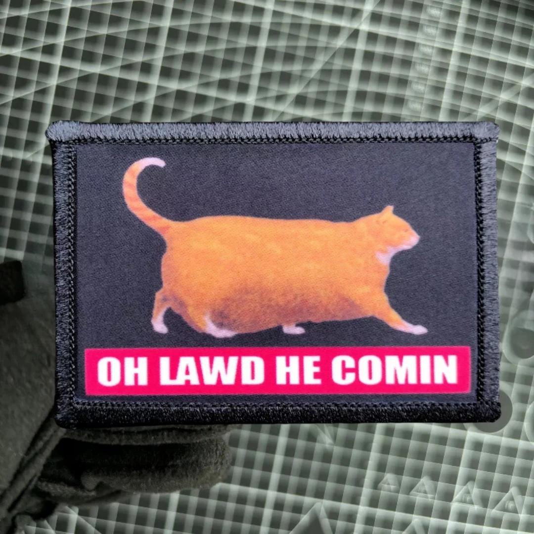 OH LAWD HE COMIN insignia de moral táctica parche divertido gato Meme brazalete militar impreso gancho y bucle ropa mochila pegatinas - imagen 5