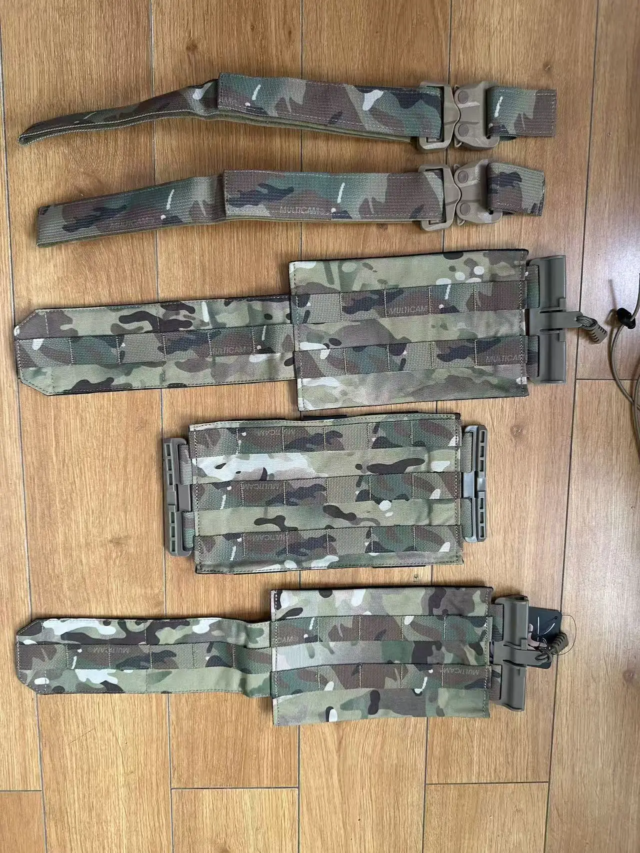 Kit MOLLE de desmontaje rápido para equipamiento táctico - imagen 2