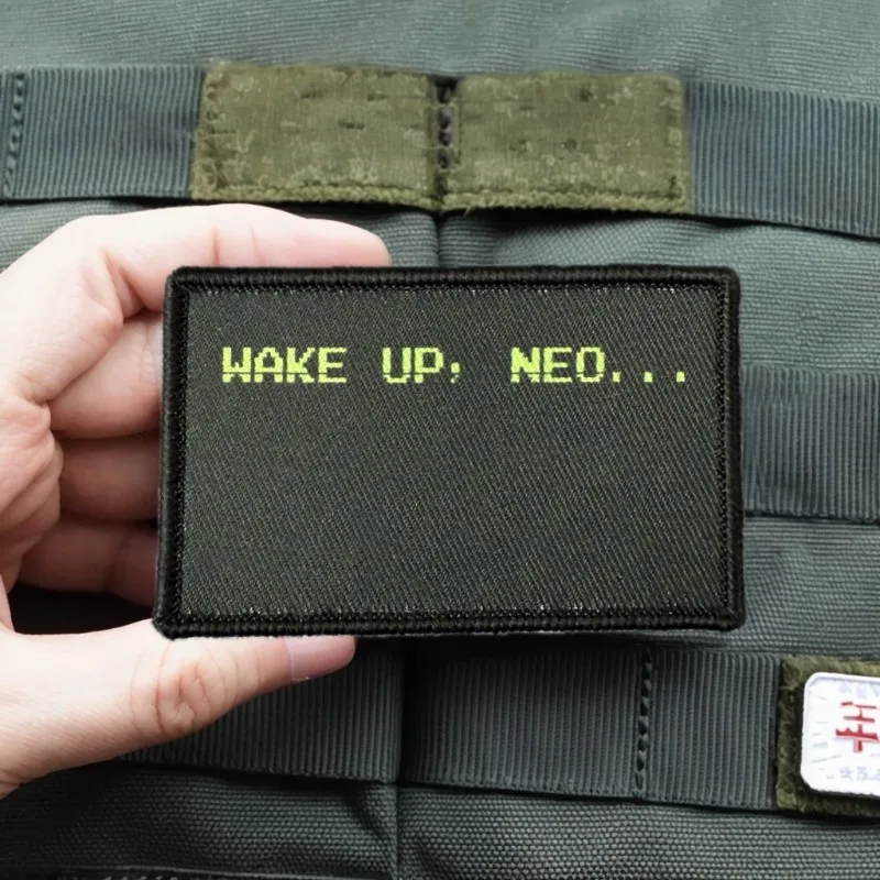 Despertador, Neo... Parche táctico con emblema de gancho y bucle impreso, insignia de moral militar, brazalete de combate, pegatinas para mochila - imagen 4