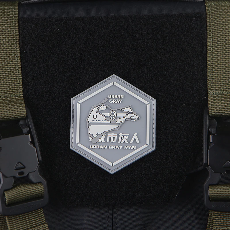 Parches de PVC 3D para hombre, insignia táctica hexagonal para ropa, mochila, decoración artesanal, gris urbano - imagen 3