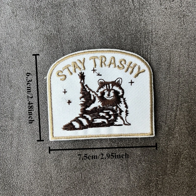 Parche bordado de Panda rojo de dibujos animados tácticos para ropa, gancho para ropa, insignia de moral bonita, pegatinas para mochila - imagen 4