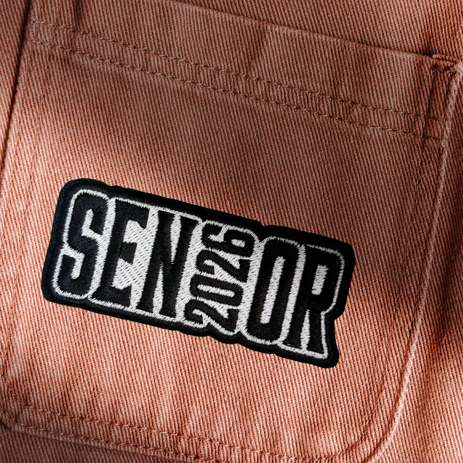 Parche de graduación para estudiantes de clase superior de 2026, insignia de apliques bordados para planchar/coser para mochilas, sombreros, chaquetas, ropa - imagen 3