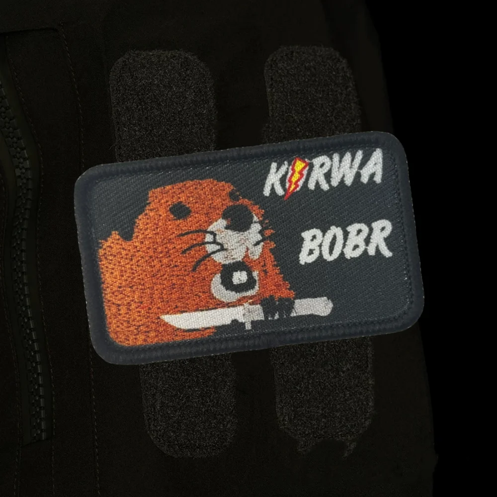 Parche táctico con estampado de castor con cuchillo, parche con emblema divertido de gancho y bucle, insignia de moral militar, brazalete del ejército, pegatinas para mochila Chevron - imagen 4