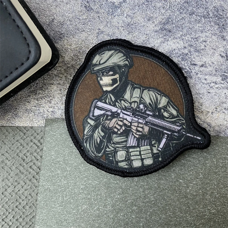 Insignia de moral de calavera de guerrero, parches de tela impresos, brazalete militar táctico, gancho y bucle, ropa, mochila, accesorios, pegatinas - imagen 2