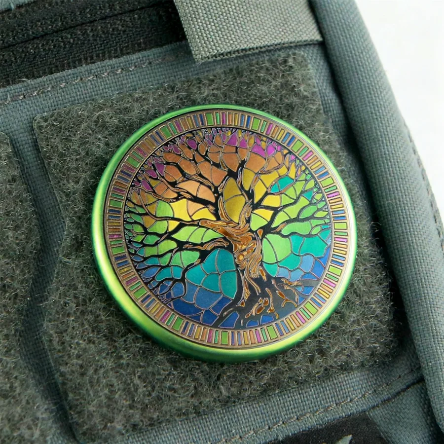 Parche de árbol de la vida de aleación de titanio, insignia de Metal colorida táctica, brazalete funcional para exteriores, bolsa de ropa decorativa con gancho