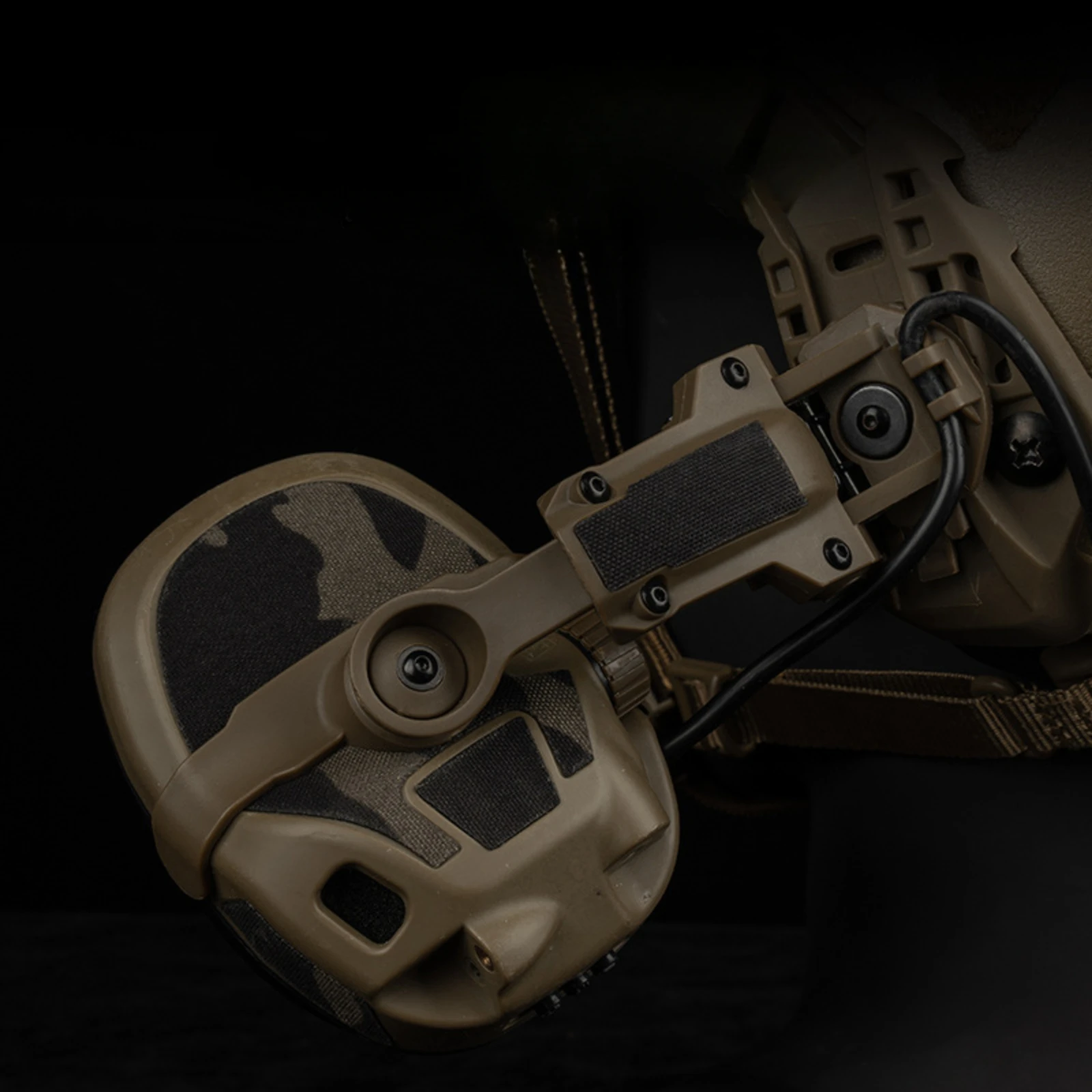 Pegatinas de camuflaje para auriculares tácticos GEN6 para Ops Core AMP, accesorios para orejeras de protección auditiva de camuflaje para tiro de caza - imagen 2