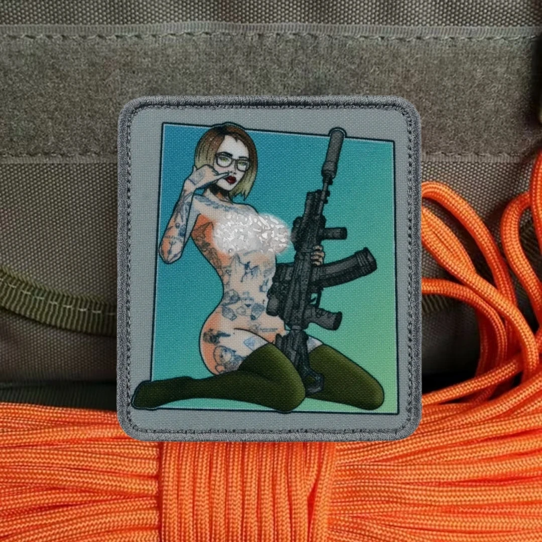 Insignia de moral de bruja nocturna, brújula, parche táctico para niñas, brazalete del ejército militar, pegatina para mochila, parches de gancho impresos para ropa - imagen 4