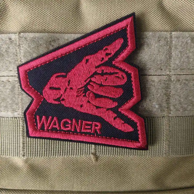 Dedos superiores que '666' parche bordado 3D chaleco táctico parches de gancho y bucle para ropa mochila insignia de moral pegatina brazalete - imagen 5