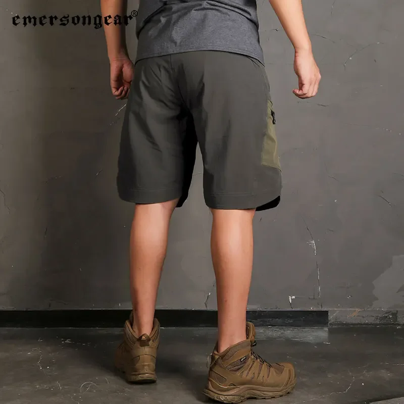 Pantalones en uso urbano y informal