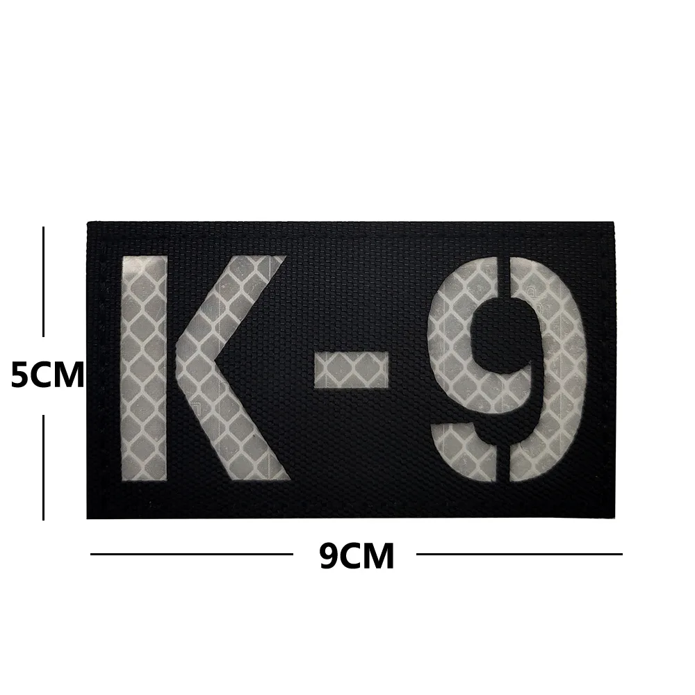 ASK TO PET SERVICE Perro parche IR K-9 bandera de EE. UU. Pata de perro reflectante nailon brazalete táctico insignias para ropa chaleco bolsa decoración - imagen 4