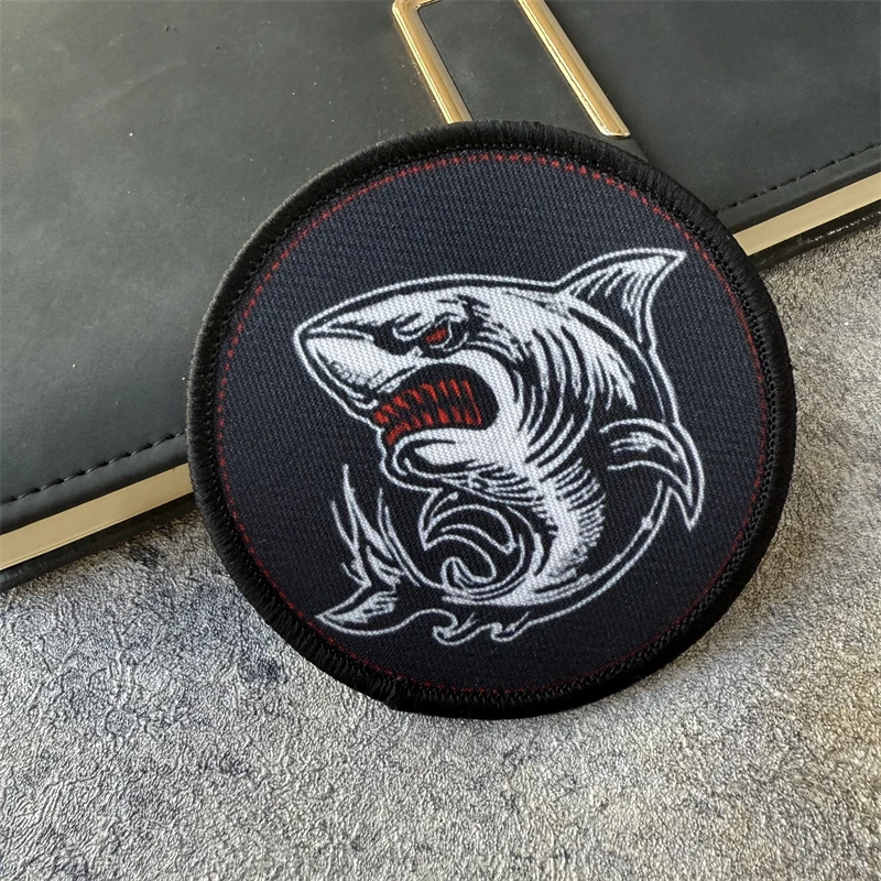 Parche moral táctico tiburón con velcro – Mochila y equipamiento - imagen 3