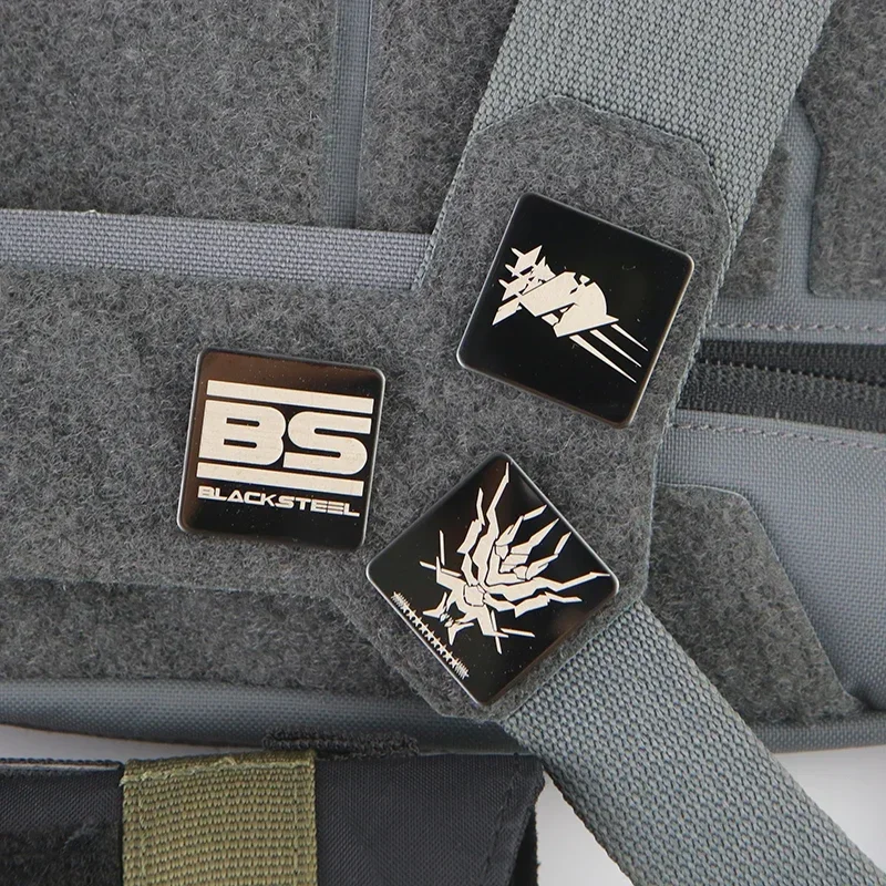 Arknights parches de Metal para bolsos, Mini insignia de moral táctica, decoración para ropa y mochila - imagen 3