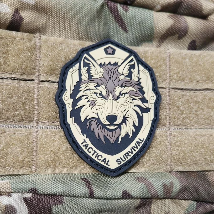 Parche de lobo de supervivencia táctica de PVC 3D, insignia de moral con gancho y bucle, parches para ropa, pegatina para mochila militar, accesorios, brazalete - imagen 3