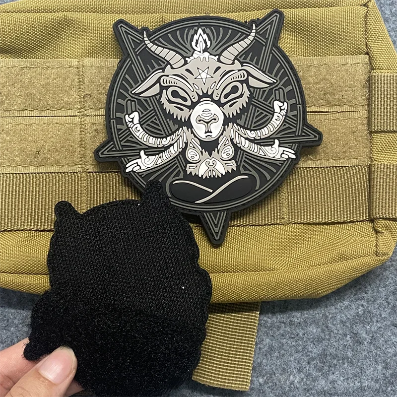 Bafant parche de cabeza de oveja de PVC 3D, insignia de moral, máscara de fantasma malvado, insignia de moral táctica, gancho y lazo, parches de mochila para ropa - imagen 3