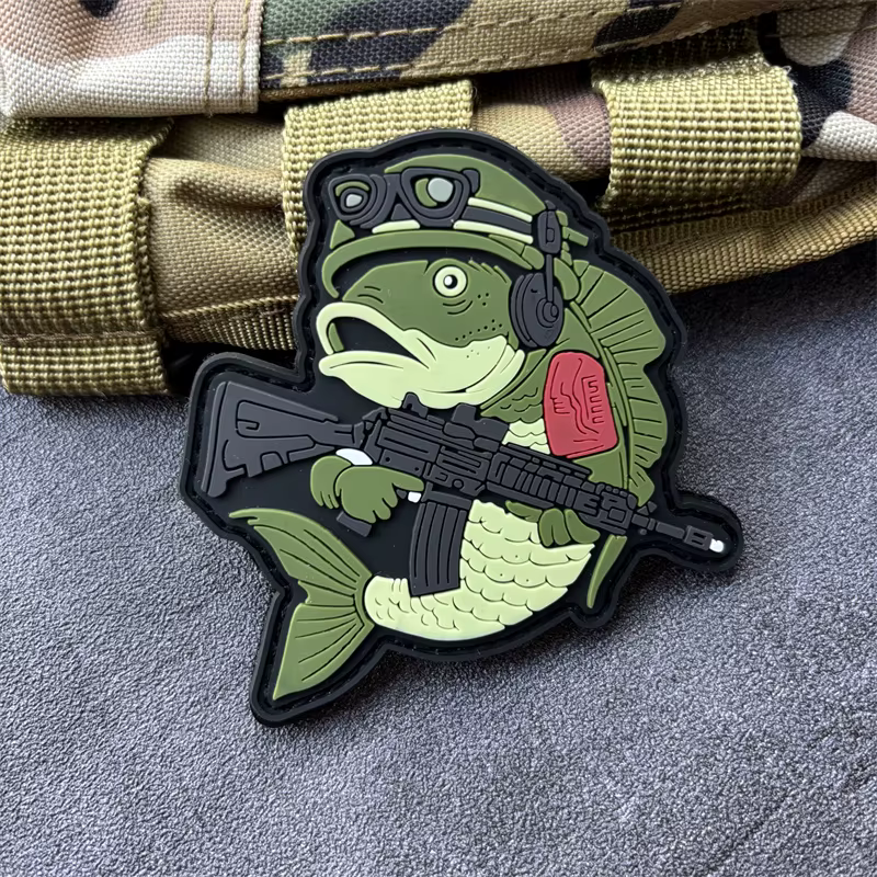 Parche táctico PVC 3D pescado – Insignia moral para mochila o ropa - imagen 2