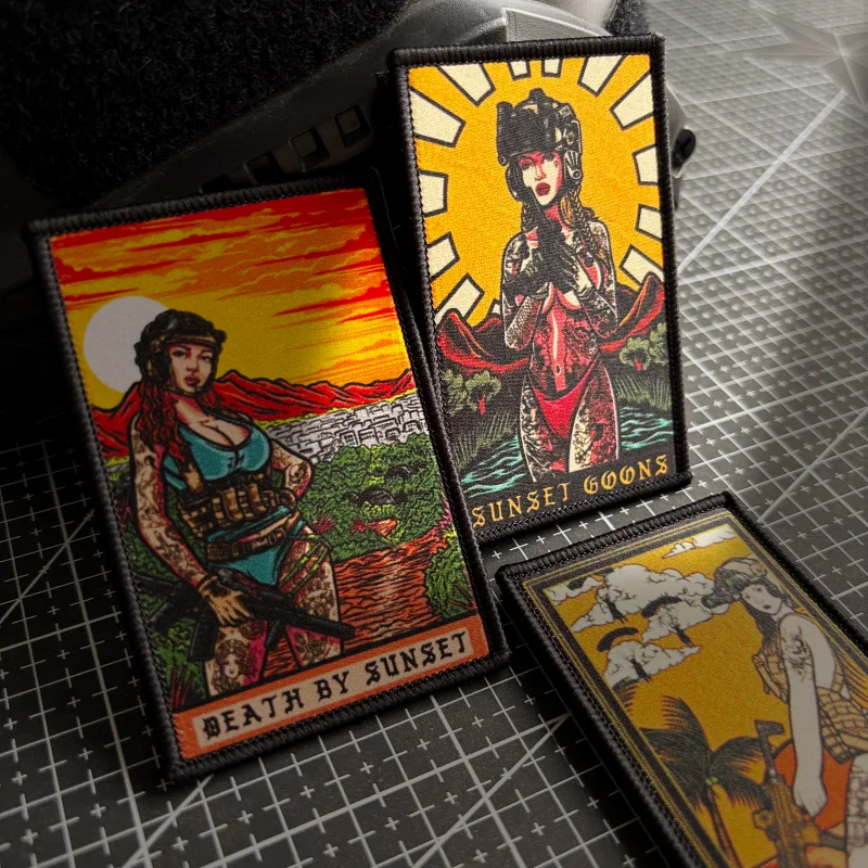 Parche de soldado de chica Sexy, insignia de moral táctica para chica, parches de impresión, gancho y bucle, brazalete militar del ejército, pegatina para mochila - imagen 2