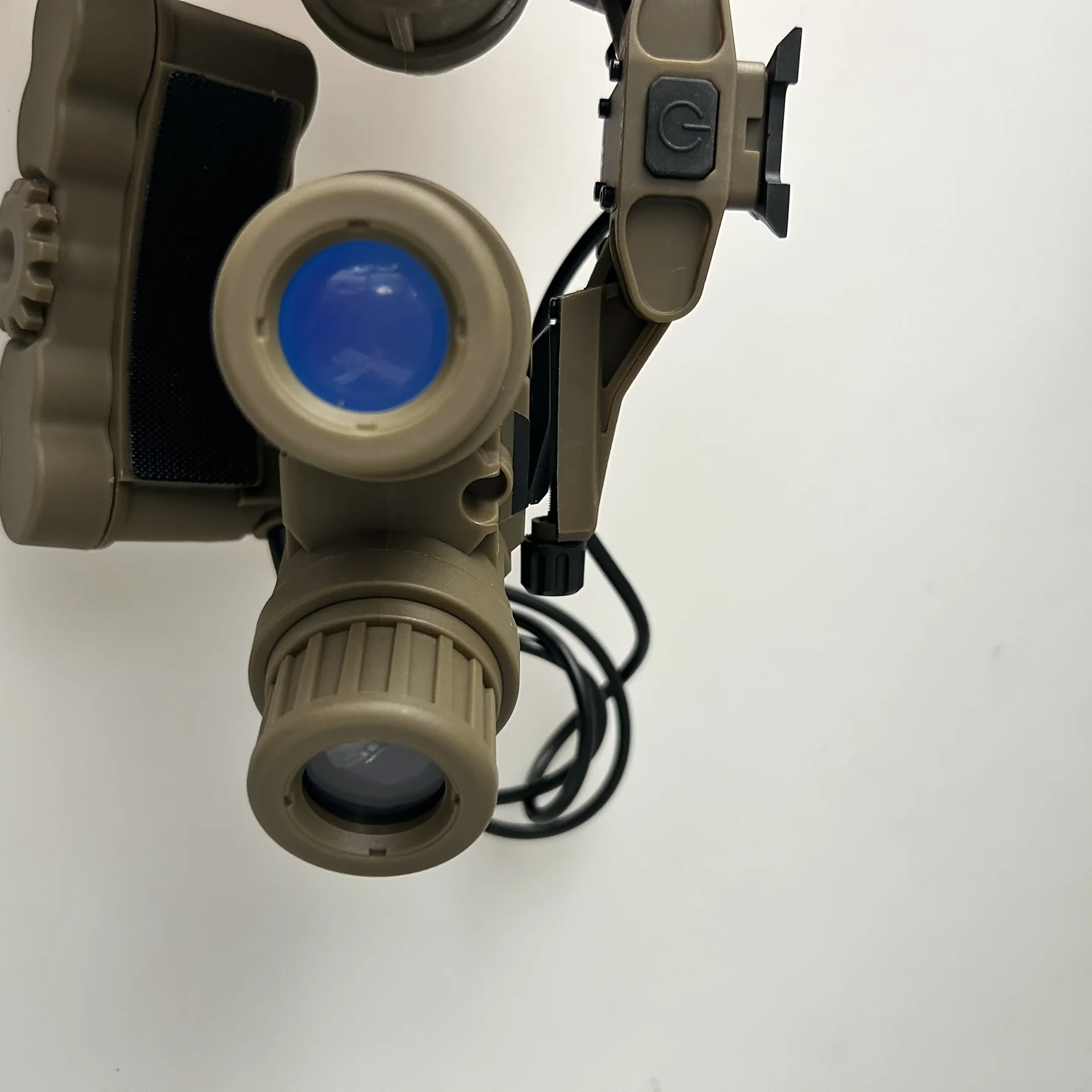 Gafas de visión de cuatro noches Flip-Up GPNVG-18 Modelo táctico no funcional - imagen 4