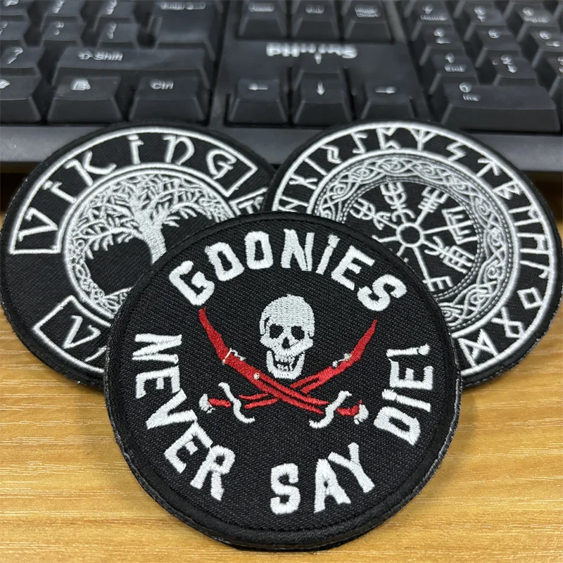 Vista de los detalles de la insignia táctica