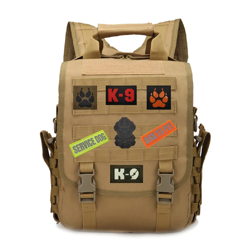 Correa para mascotas K9 de camuflaje reflectante IR, pegatina para perros de servicio, sello en entrenamiento, mochila con forma de pata de perro, parches de gancho para agregar a mascotas - imagen 3