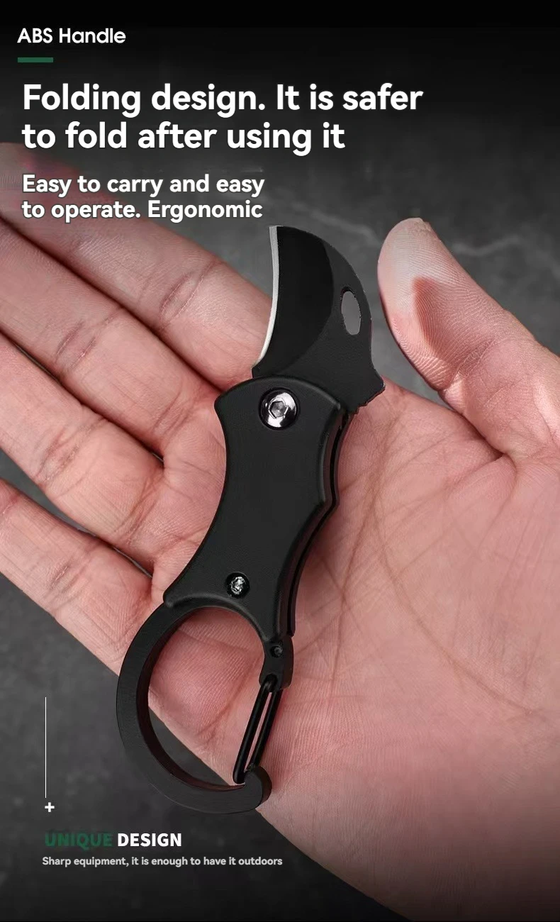 Comparativa de tamaño del mini cuchillo con la mano