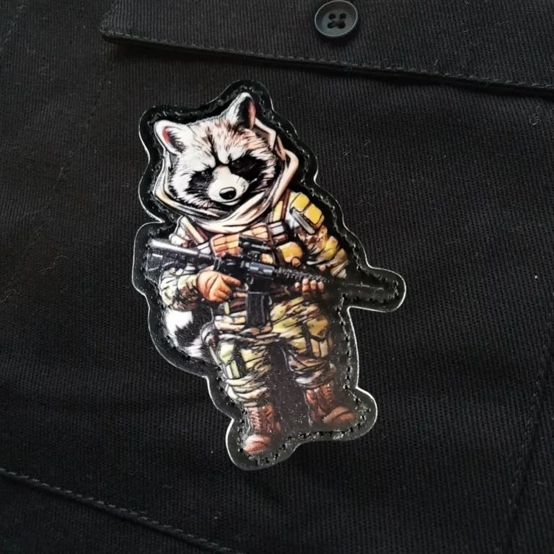 Paño táctico con estampado de mapache, brazalete con gancho y bucle, insignia de moral, emblema militar táctico, accesorios para mochila, pegatina - imagen 4