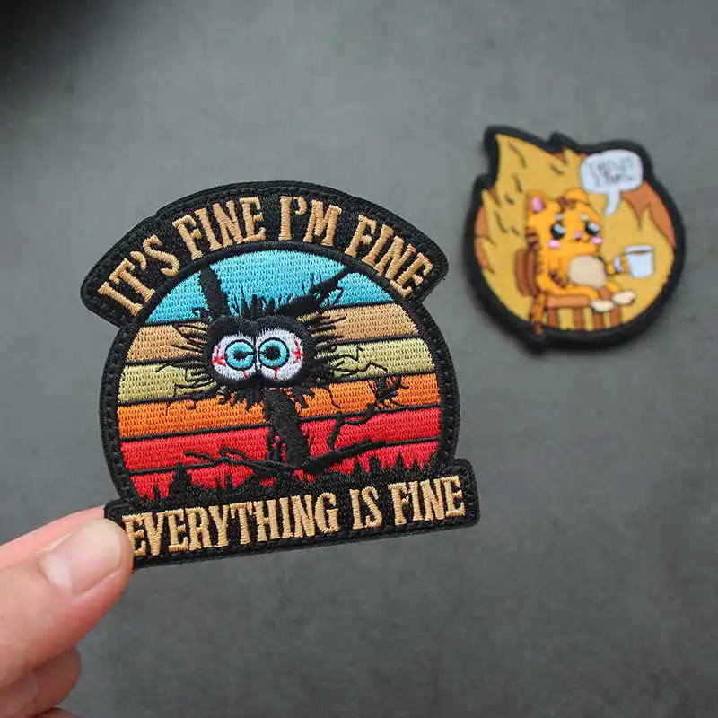 Parches bordados para decoración de bolsas de ropa, insignia de animales tácticos, beber café, gato, melocotón, Anime, todo está bien - imagen 5