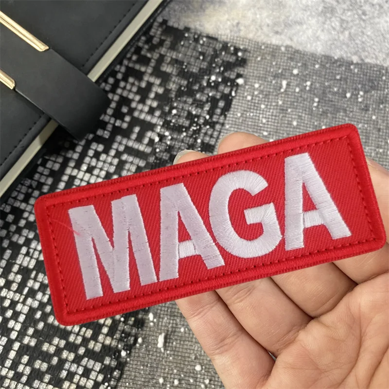 MAGA sombrero pegatina personalizada insignia de moral táctica roja parche brazalete gancho y bucle mochila accesorios de ropa pegatinas