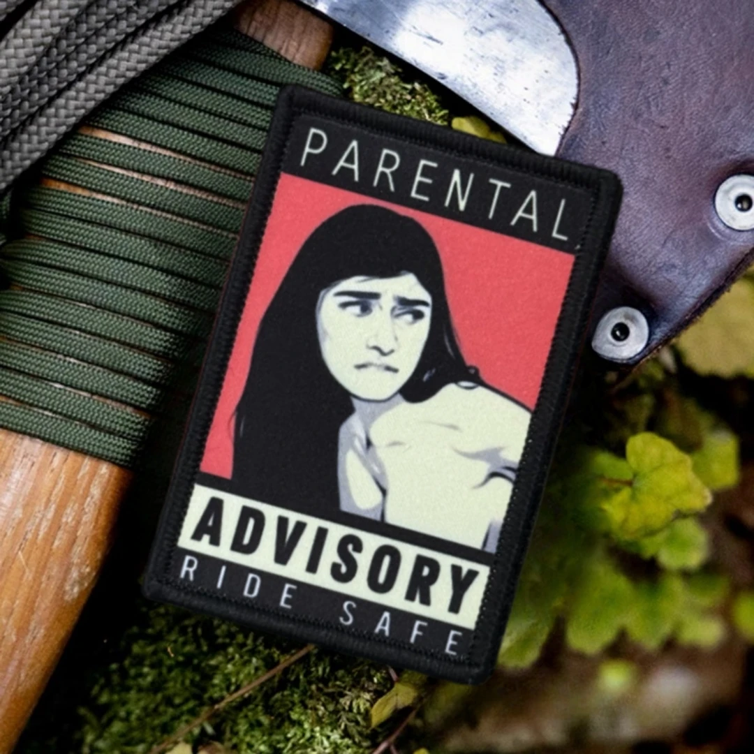 Parche táctico de moral de belleza Sexy "Parental Advisory Ride Safe", parches impresos con gancho para ropa, pegatina para mochila militar - imagen 3