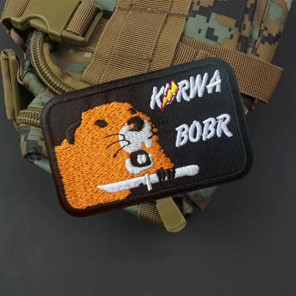 Insignia de moral de castor con cuchillo, parches tácticos de gancho y bucle bordados divertidos, brazalete de combate militar, pegatinas para mochila - imagen 5