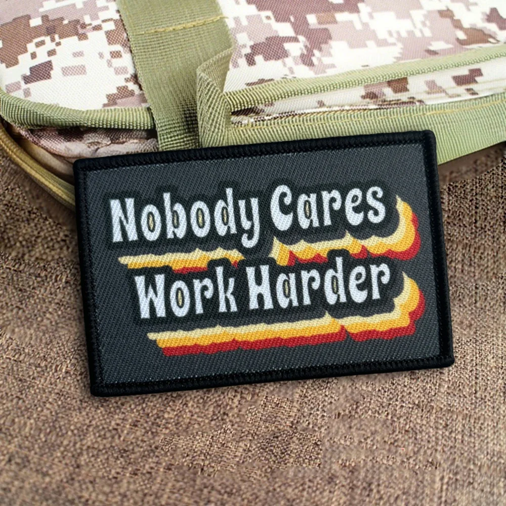 No importa el trabajo más duro parche táctico divertido parches de gancho y bucle insignia de moral militar brazalete del ejército pegatinas para mochila - imagen 2