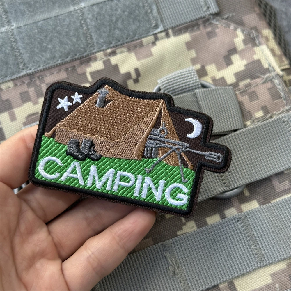 Parche para acampar, insignia de moral bordada, brazalete táctico personalizado, parches militares con gancho para ropa, pegatinas para mochila al aire libre - imagen 4